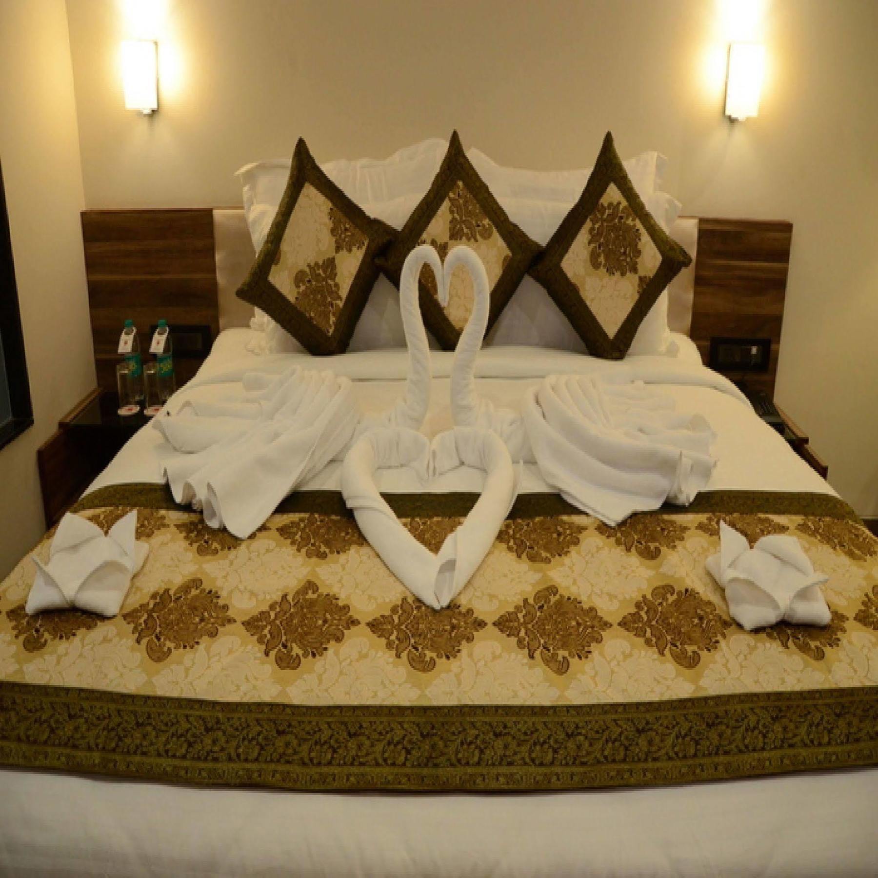 ניו דלהי Charanpahari Hotel מראה חיצוני תמונה